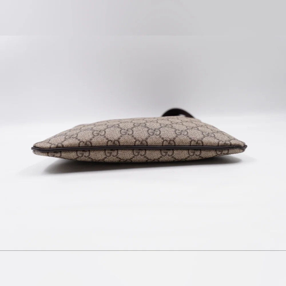 BP08 ❤️ Gucci GG Supreme Small Messenger Bag
